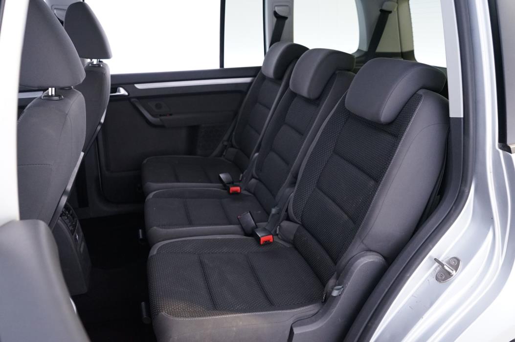 Volkswagen Touran 2011