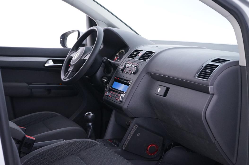 Volkswagen Touran 2011