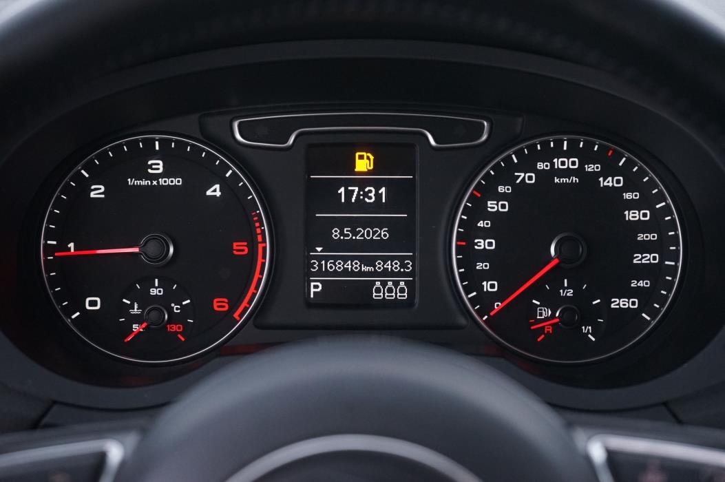 Audi Q3 2014