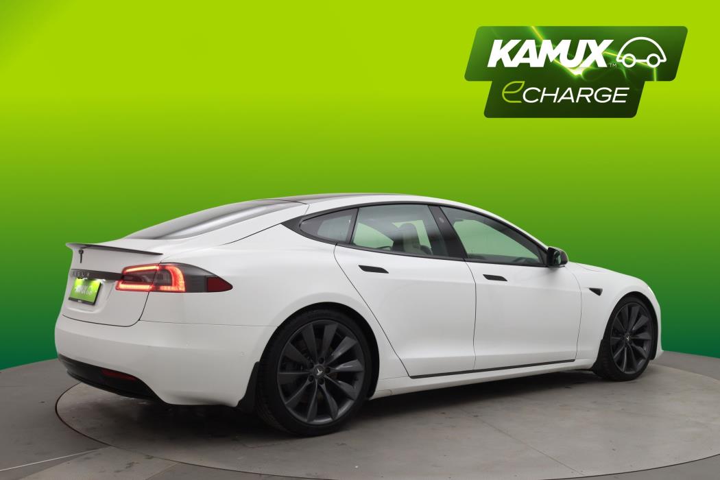 Tesla Model S 2020