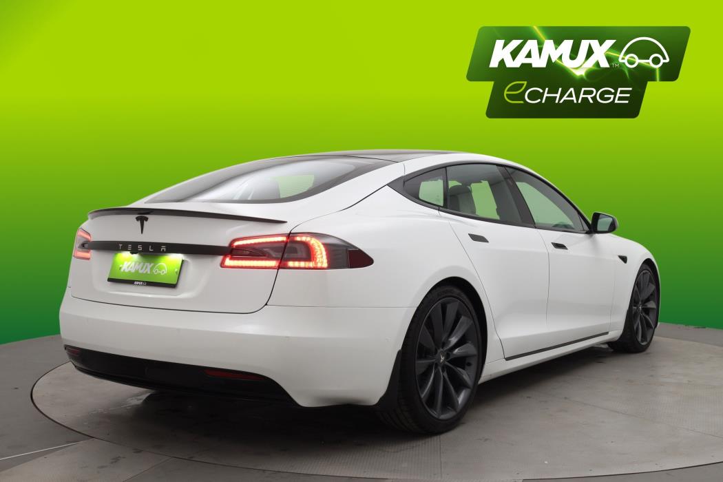 Tesla Model S 2020