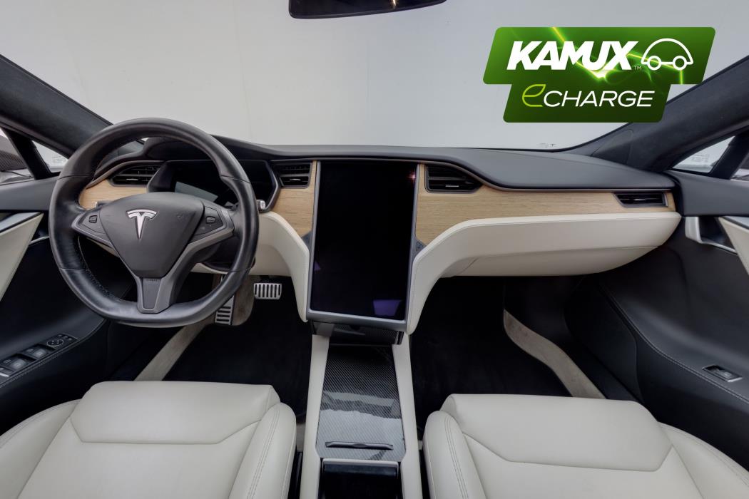 Tesla Model S 2020