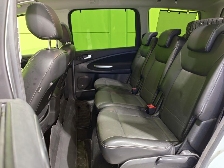 Ford Galaxy 2010