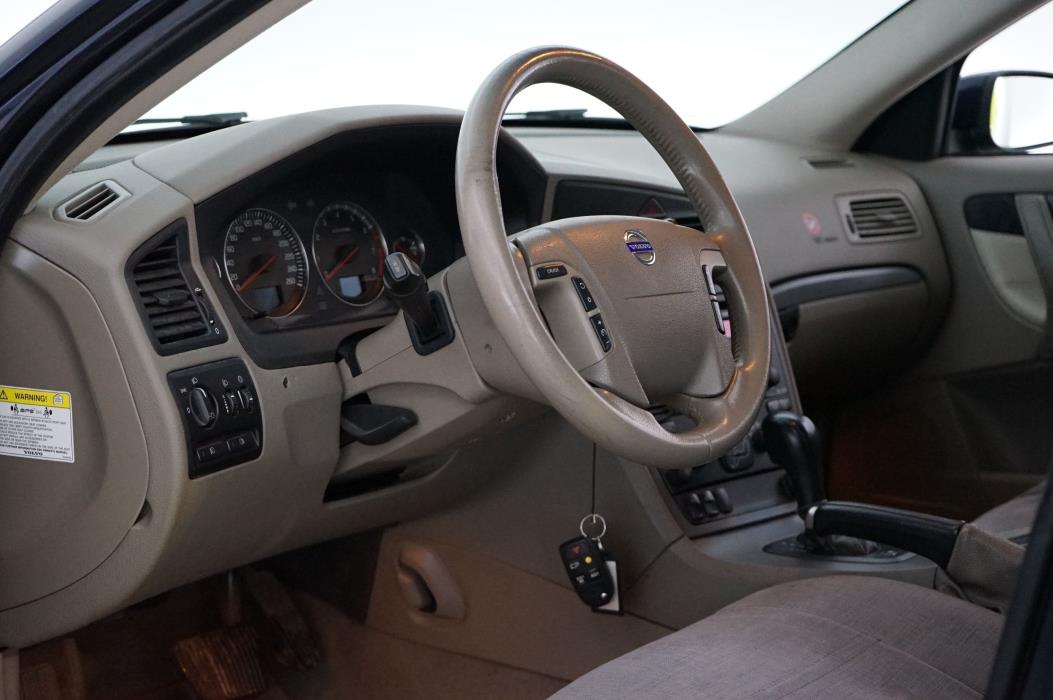 Volvo V70 2004