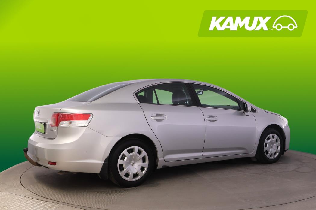 Toyota Avensis 2010