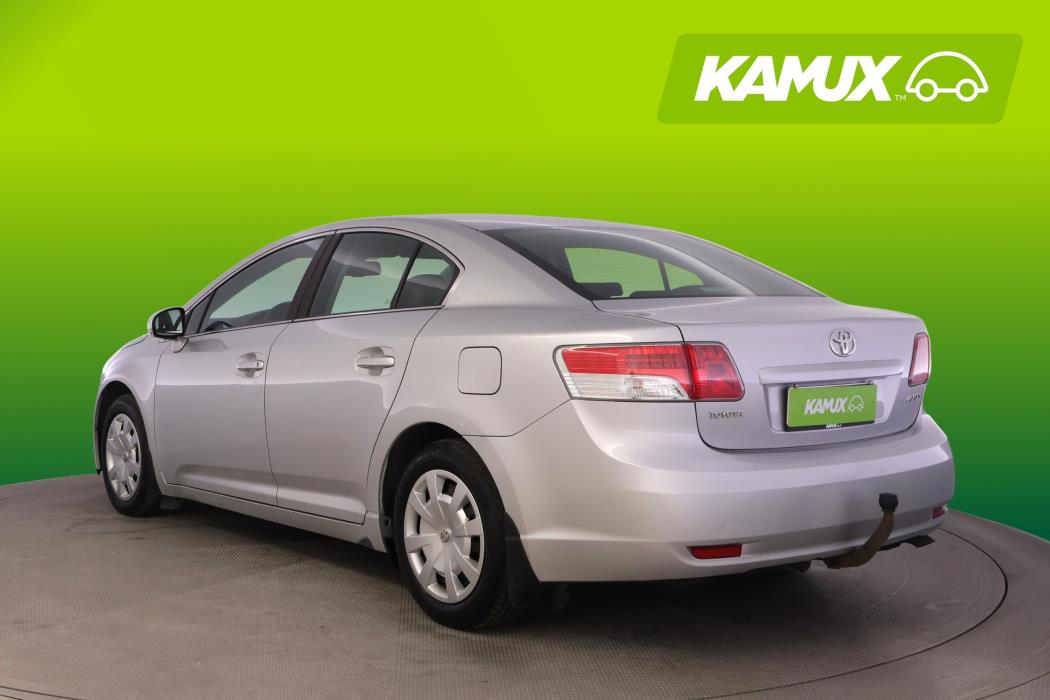 Toyota Avensis 2010