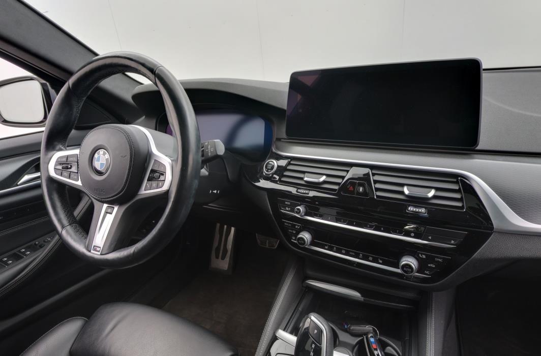 BMW 530 2021