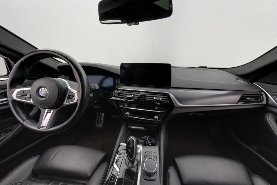 BMW 530 2021