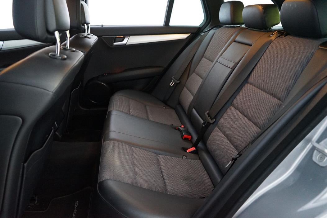 Mercedes-Benz C 2012