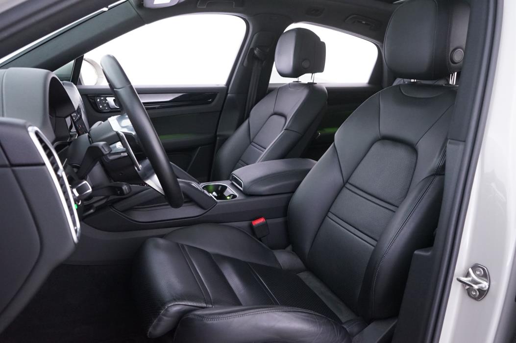 Porsche Cayenne 2023