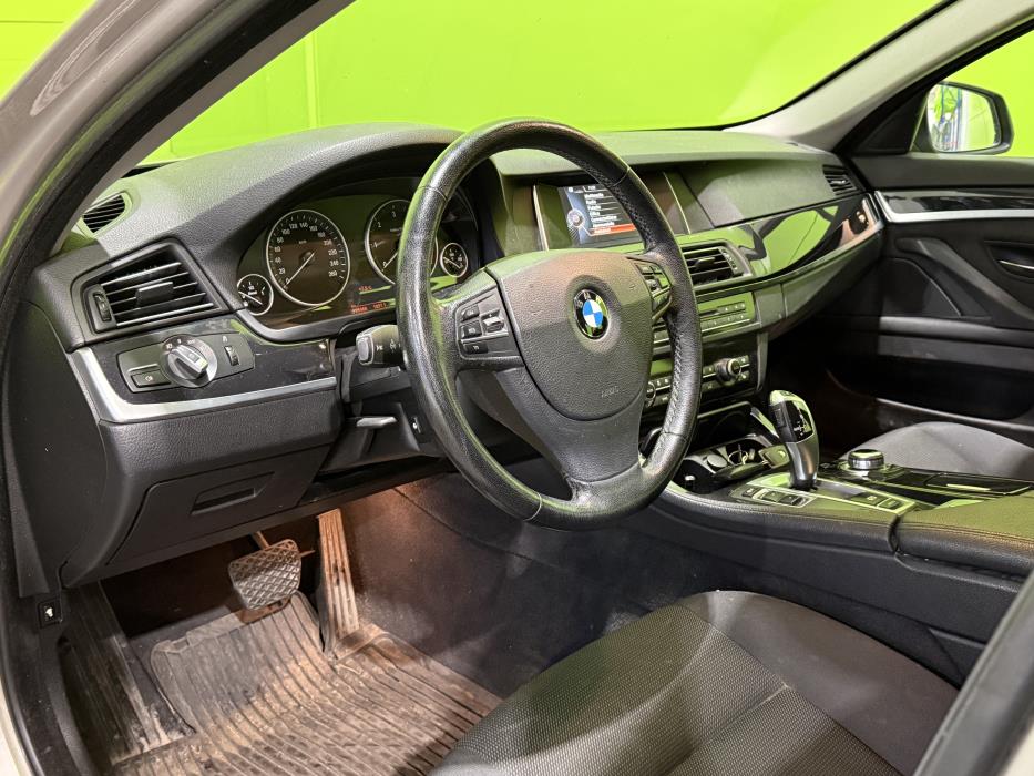 BMW 518 2015