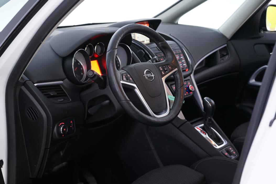 Opel Zafira Tourer 2016