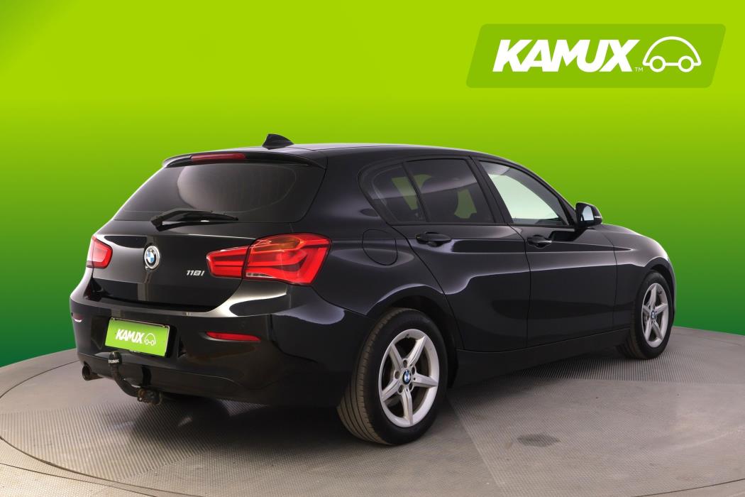 BMW 118 2016