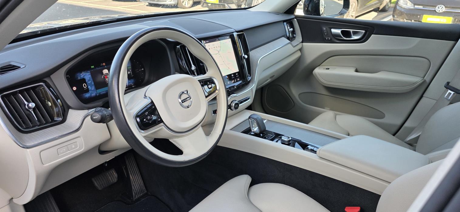 Volvo XC60 2023
