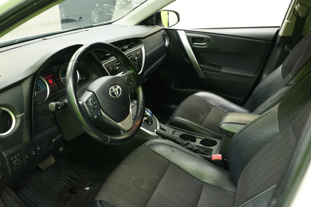 Toyota Auris 2013