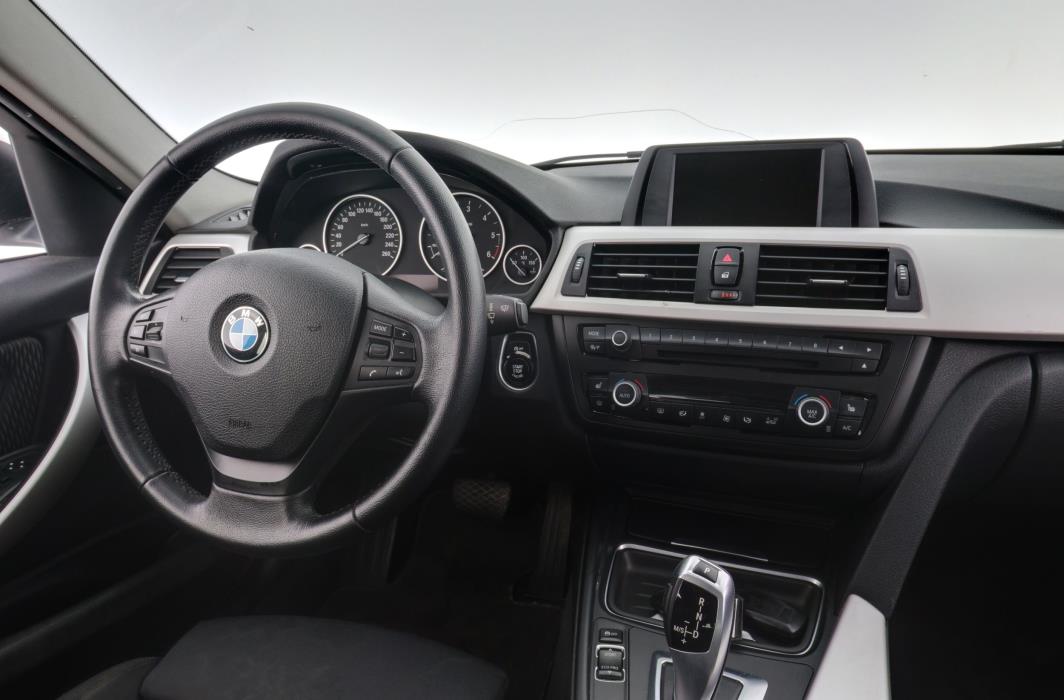 BMW 320 2014