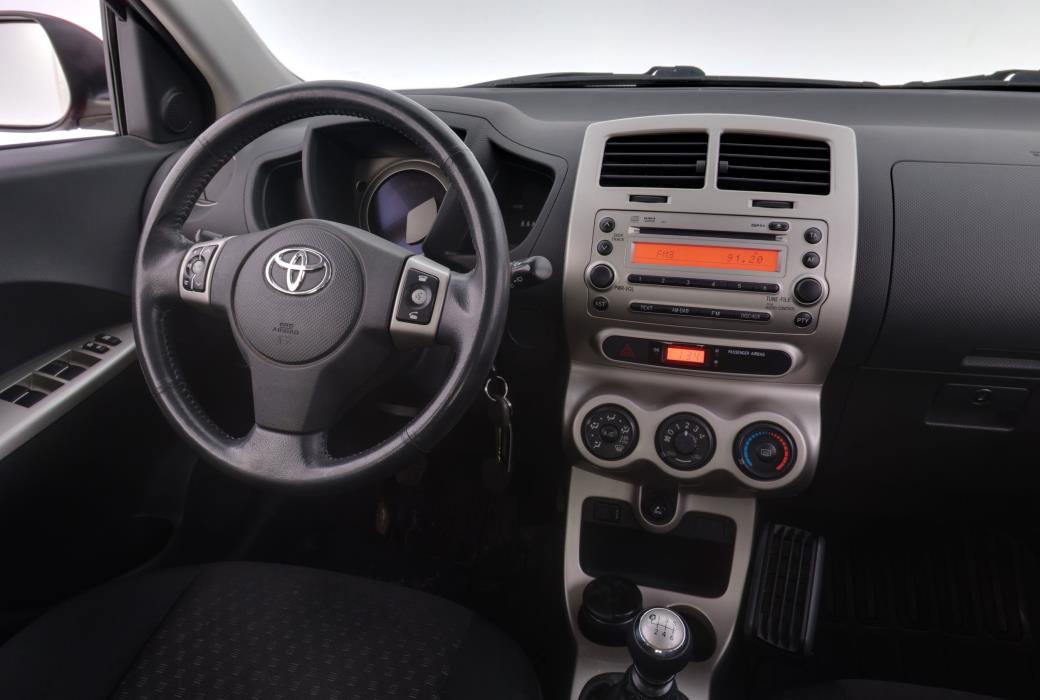 Toyota Urban Cruiser 2009