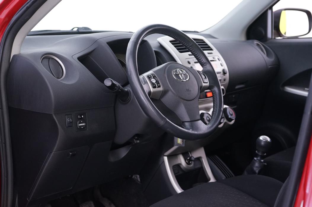 Toyota Urban Cruiser 2009