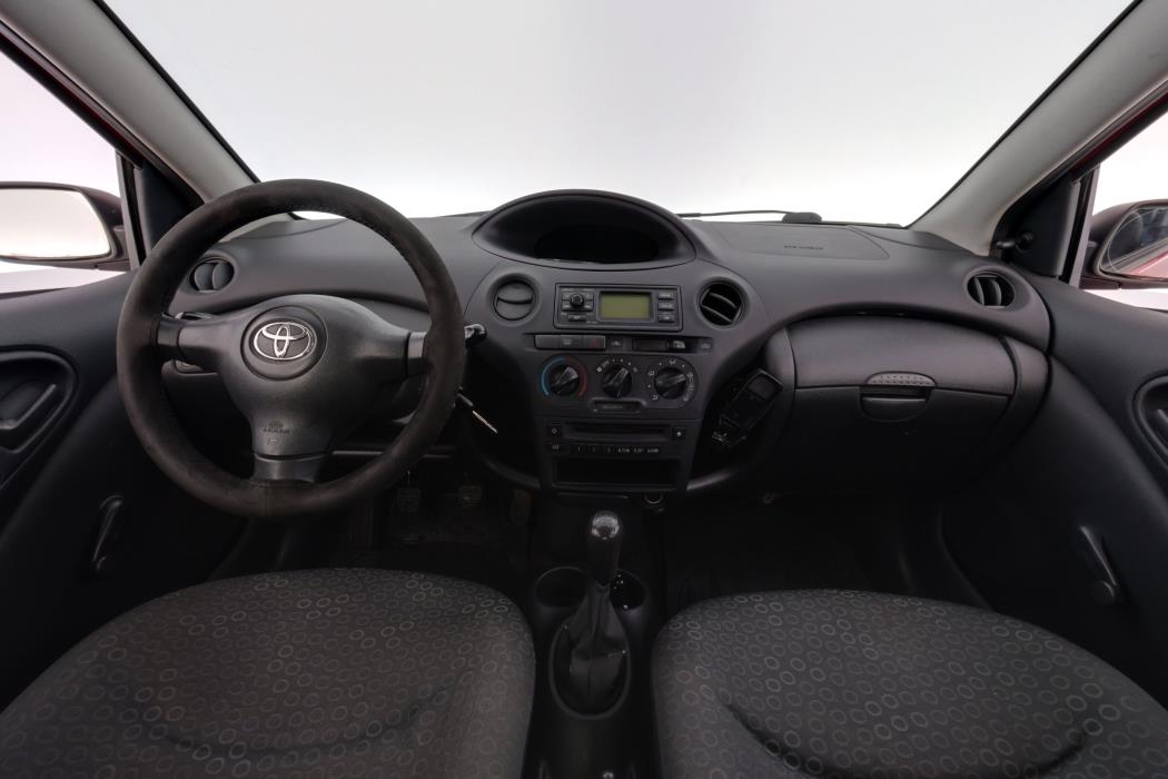 Toyota Yaris 2003