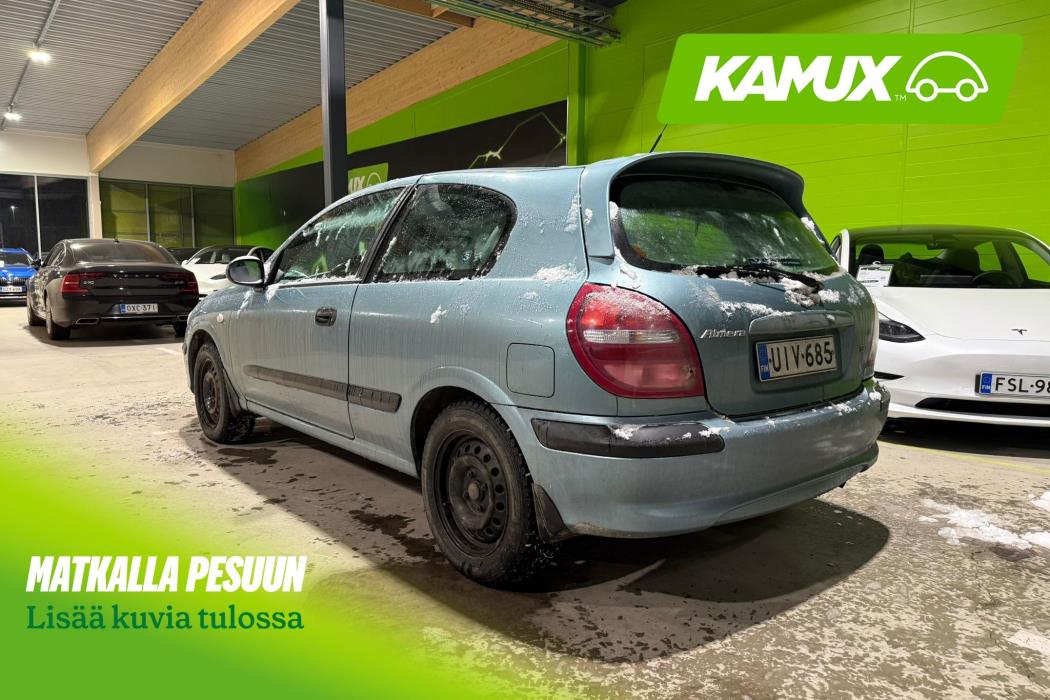 Nissan Almera 2001
