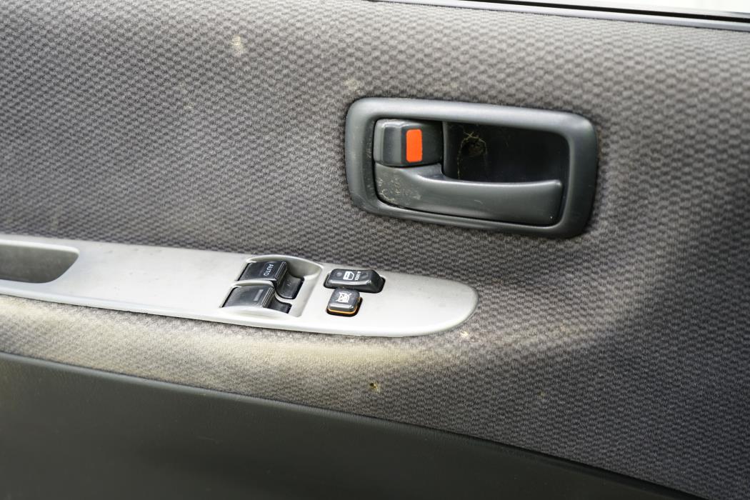 Toyota Hiace 2011