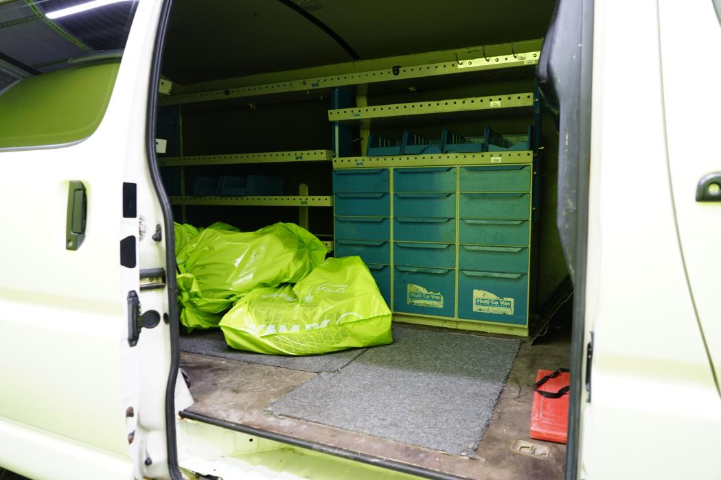 Toyota Hiace 2011