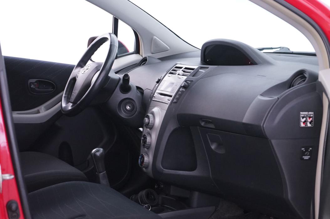 Toyota Yaris 2006