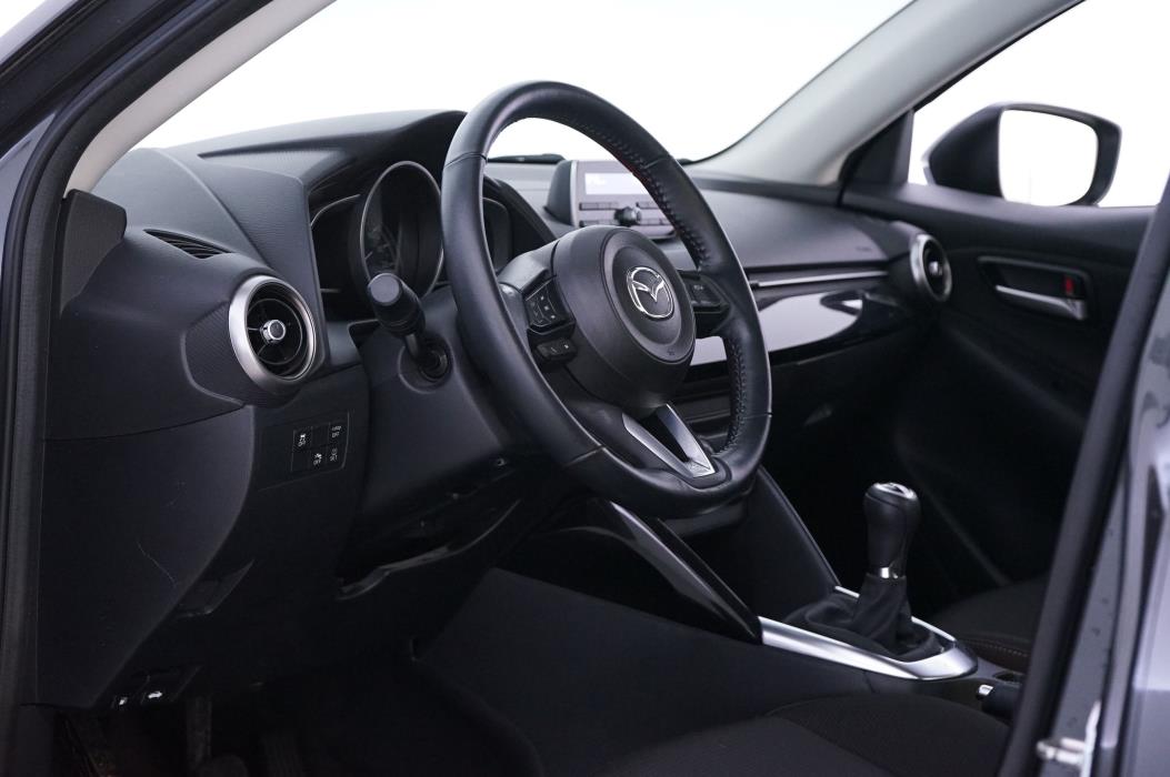 Mazda 2 2020