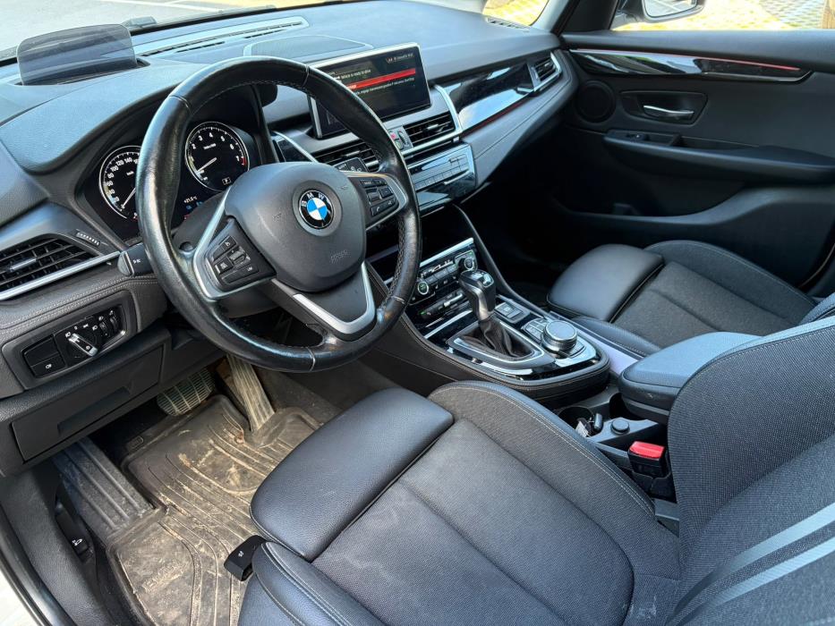 BMW 225 2019