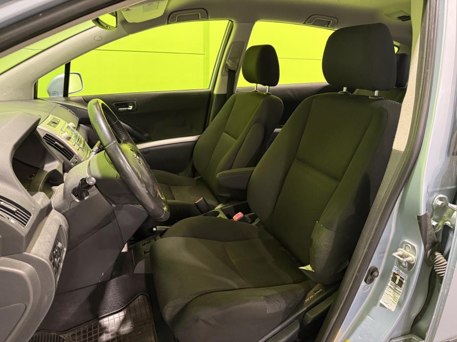 Toyota Corolla Verso 2005