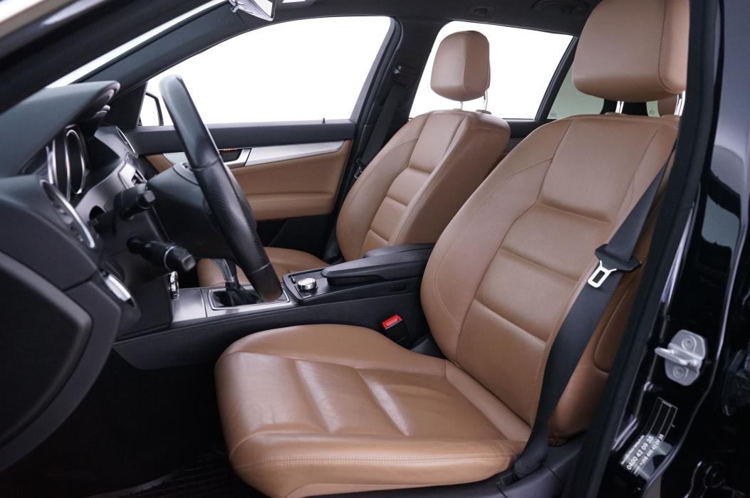 Mercedes-Benz C 2011