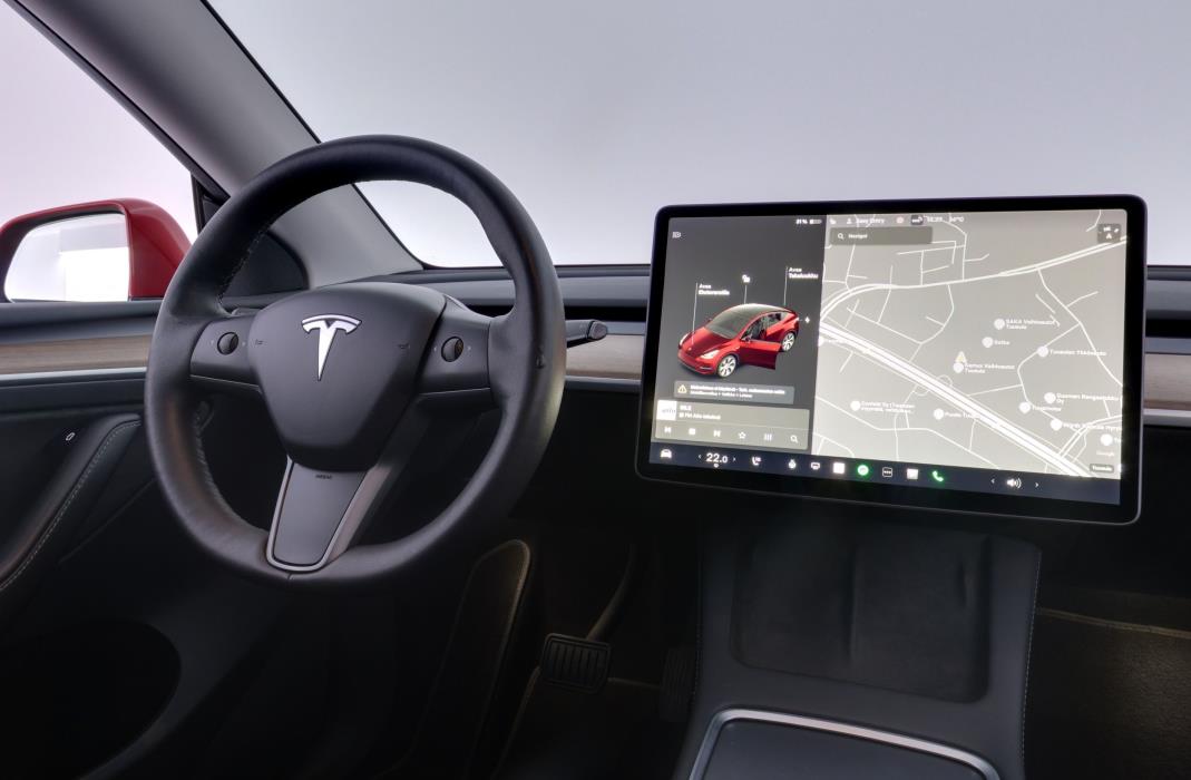 Tesla Model Y 2021
