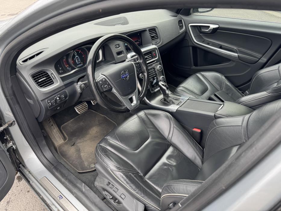 Volvo V60 2015