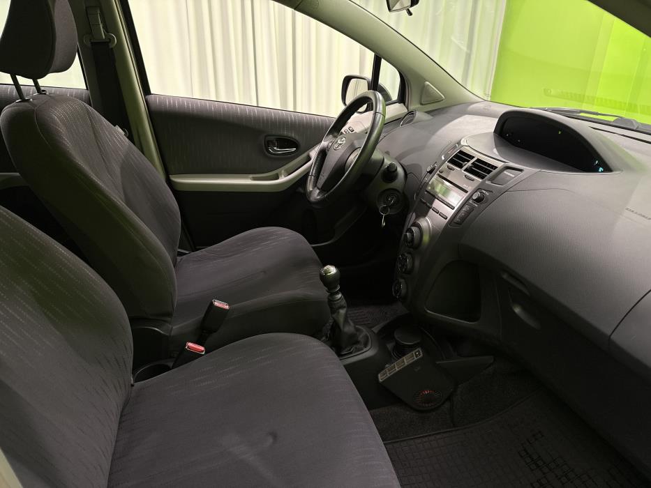 Toyota Yaris 2009