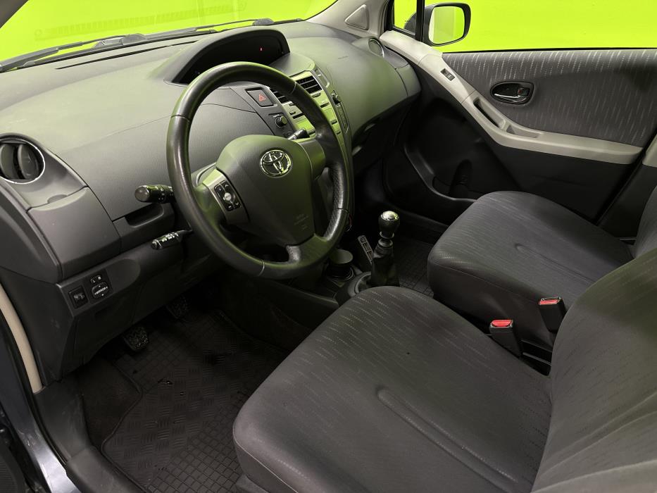 Toyota Yaris 2009