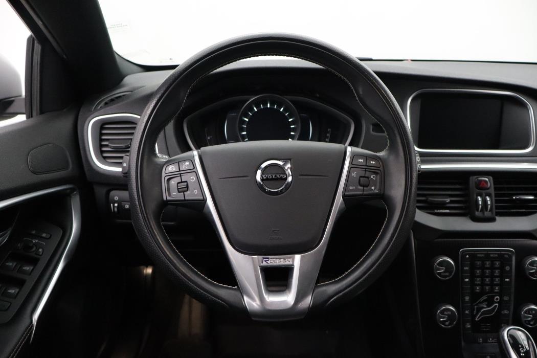 Volvo V40 2017