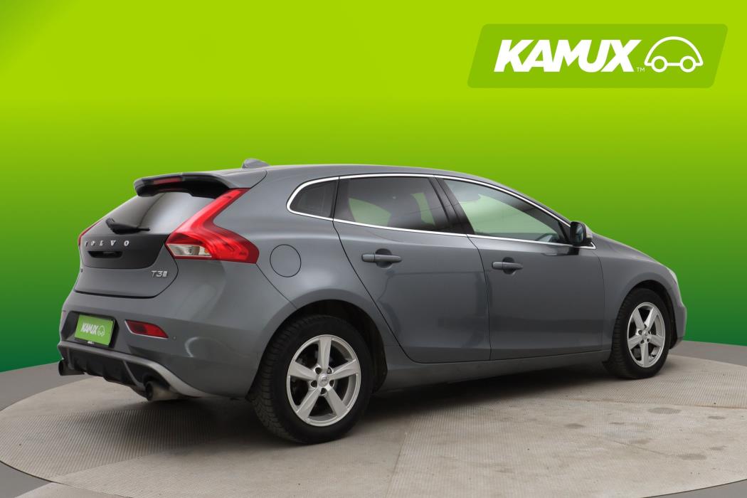 Volvo V40 2017