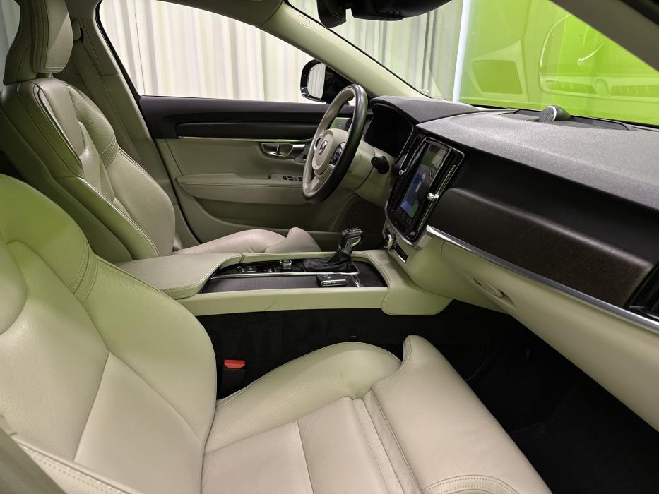 Volvo V90 Cross Country 2020