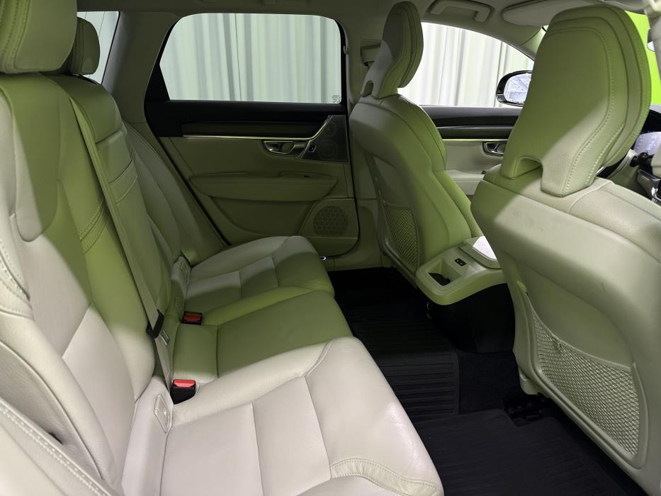 Volvo V90 Cross Country 2020