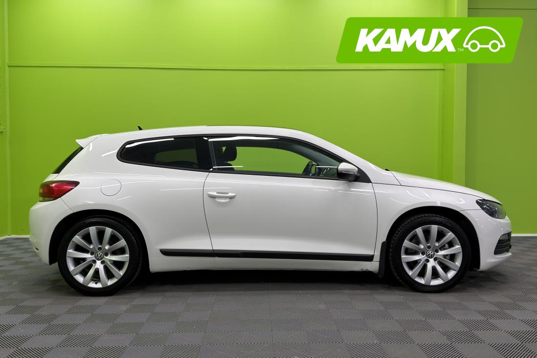 Volkswagen Scirocco 2011
