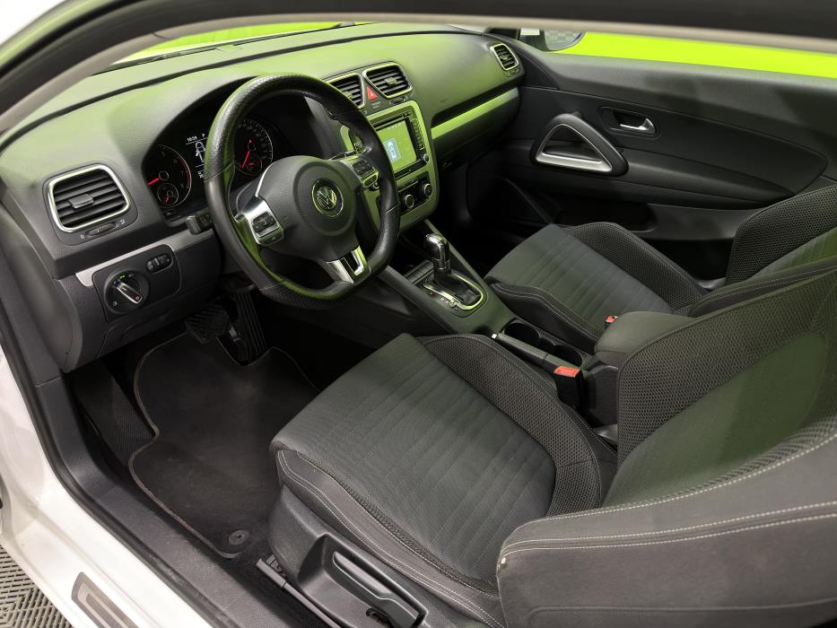 Volkswagen Scirocco 2011