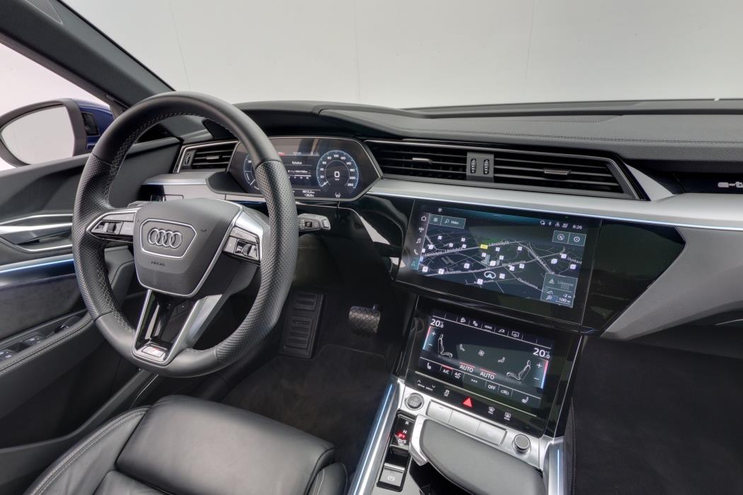 Audi e-tron 2023