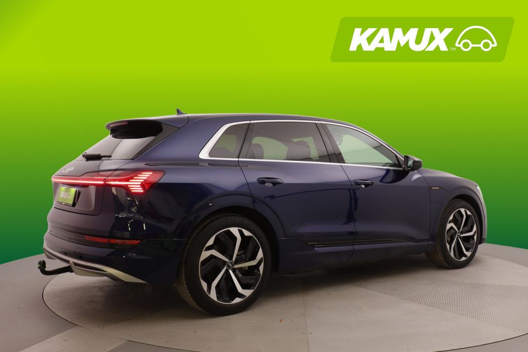 Audi e-tron 2023