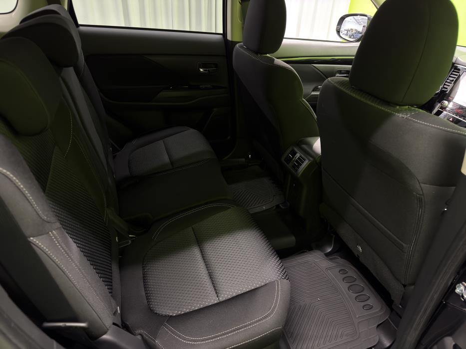 Mitsubishi Outlander PHEV 2020