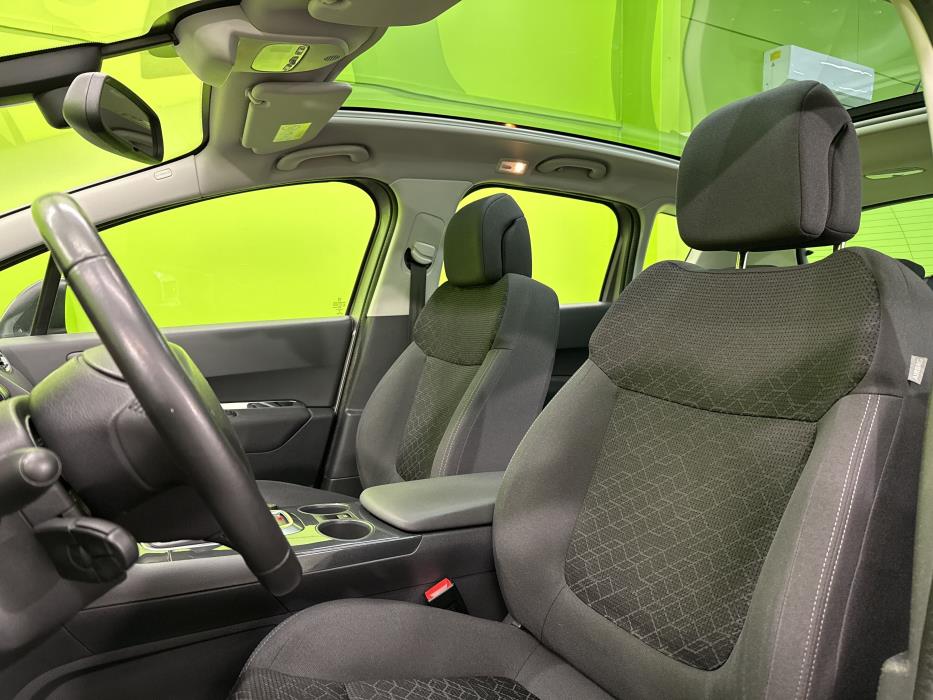 Peugeot 3008 2015