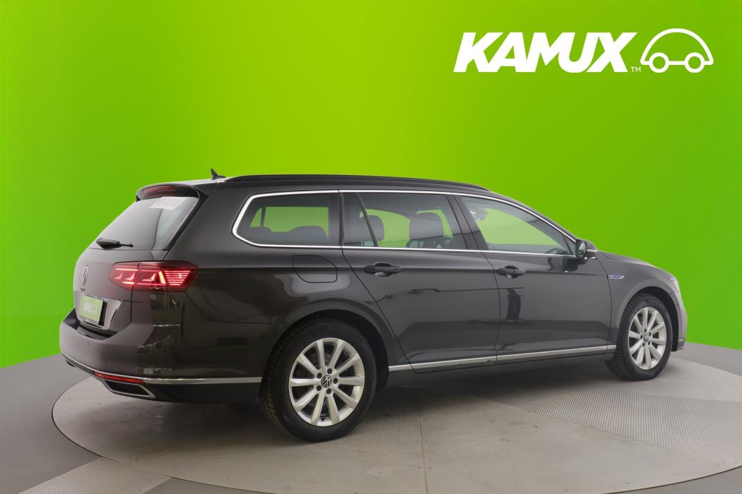 Volkswagen Passat 2023