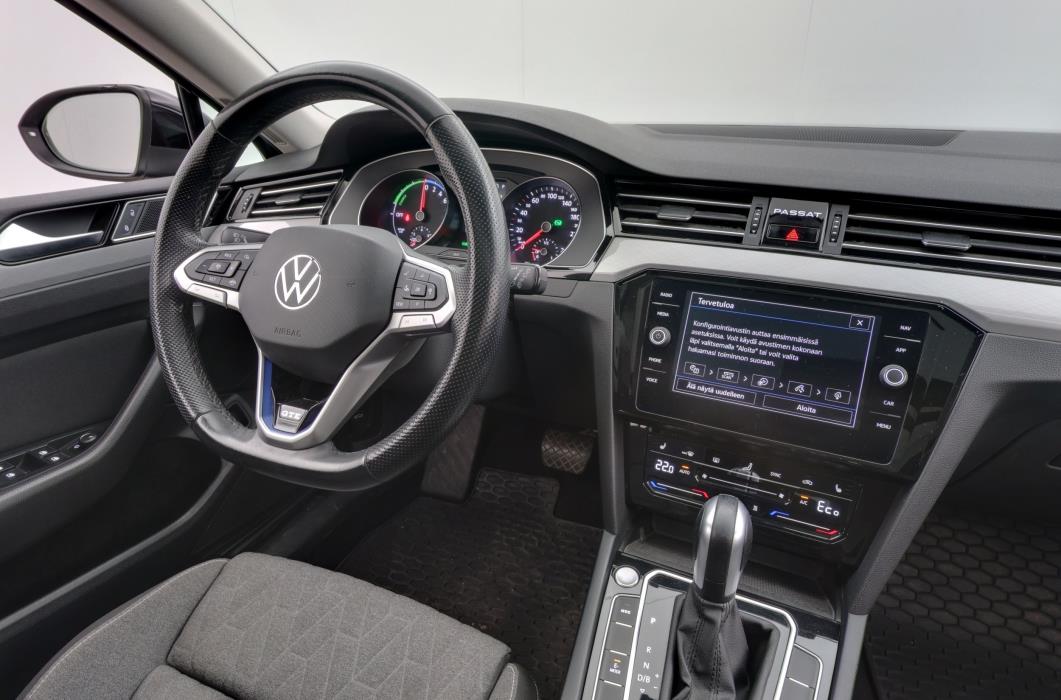 Volkswagen Passat 2023