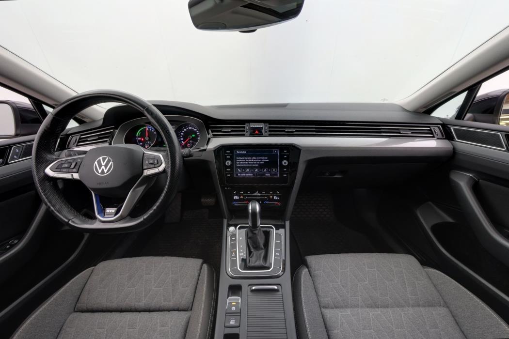 Volkswagen Passat 2023