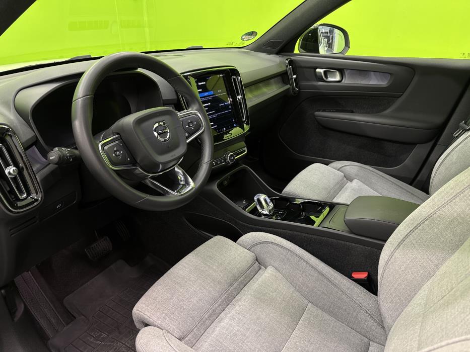 Volvo XC40 2023