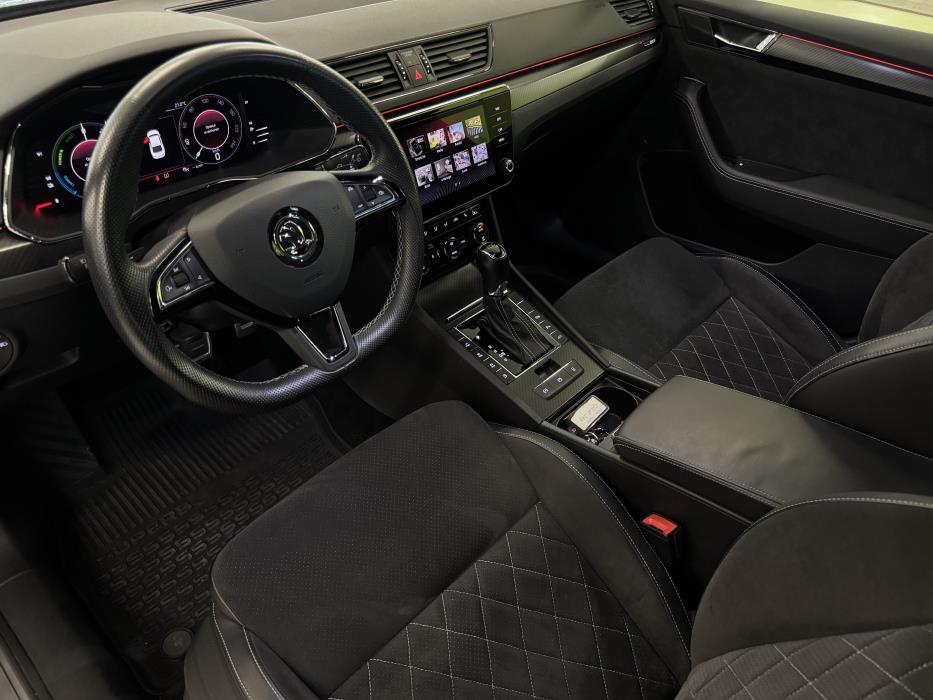 Skoda Superb 2021